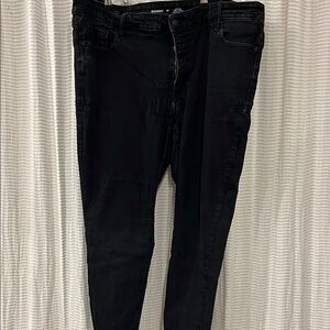 Women’s Old Navy 22 High Rise Rockstar Super Skinny Jeans